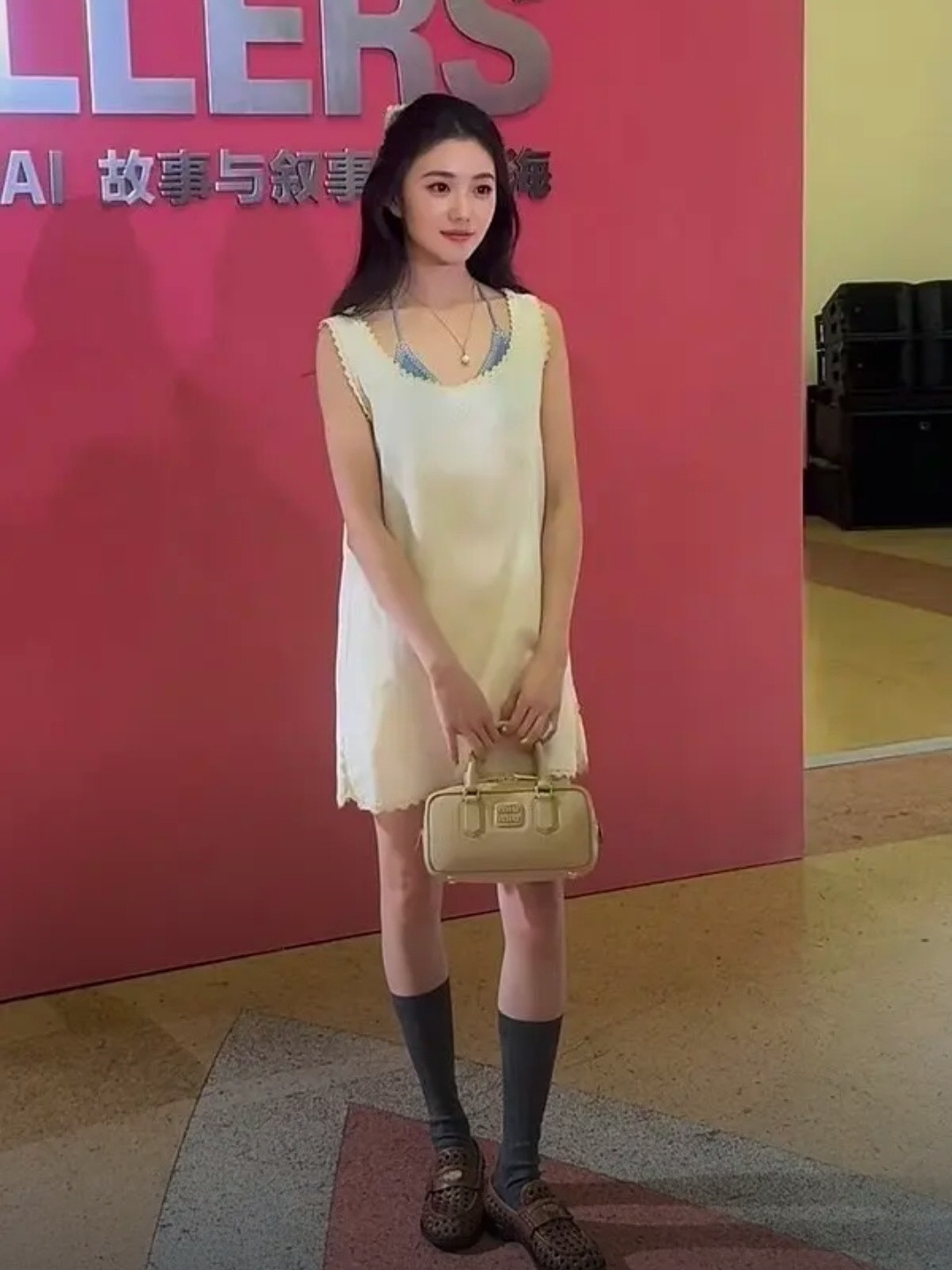 同样是MiuMiu代言人，刘浩存和赵今麦怎么差别这么大