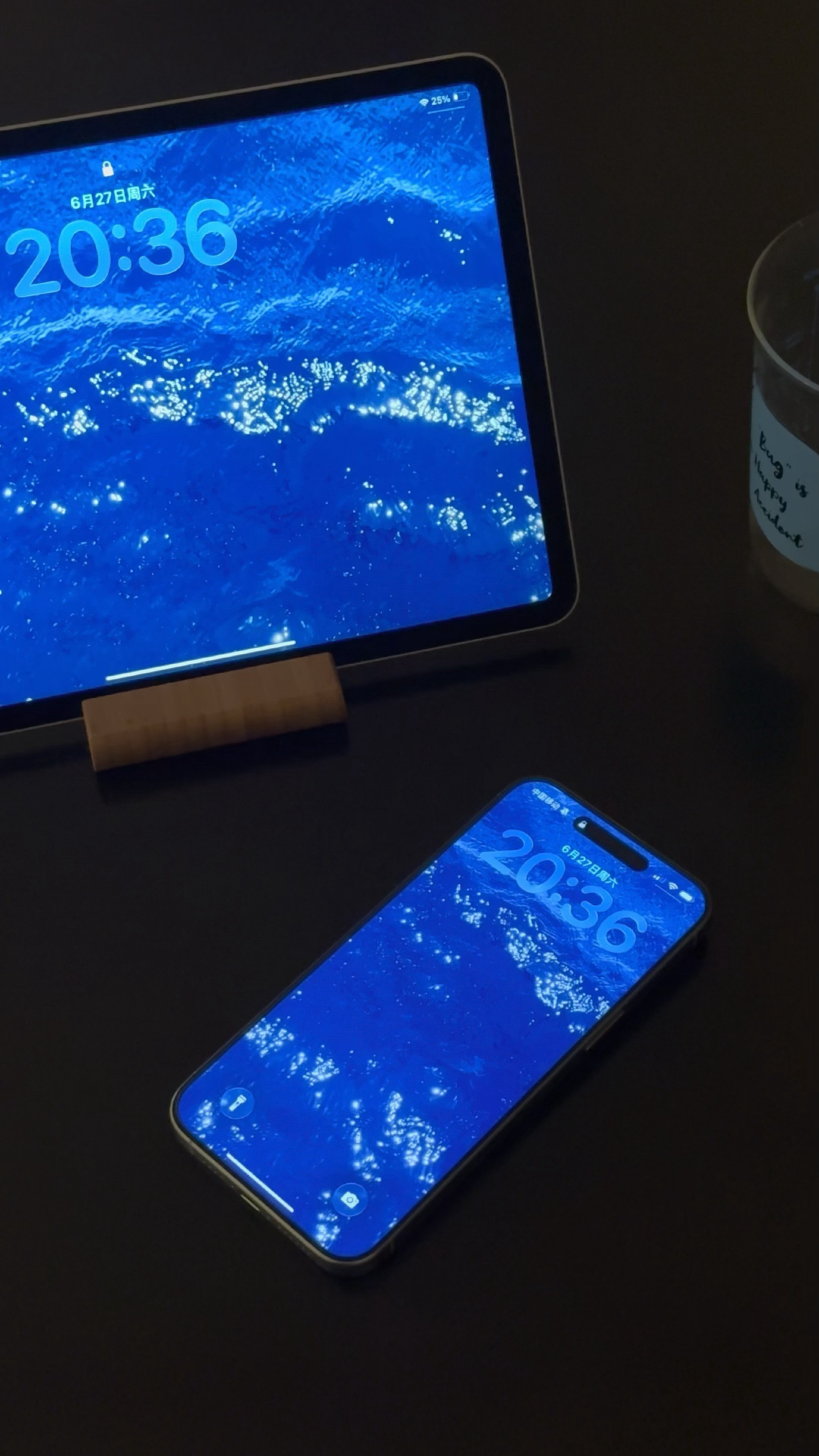 很喜欢偶的壁纸已用一个多月还没看腻(•ө•)♡