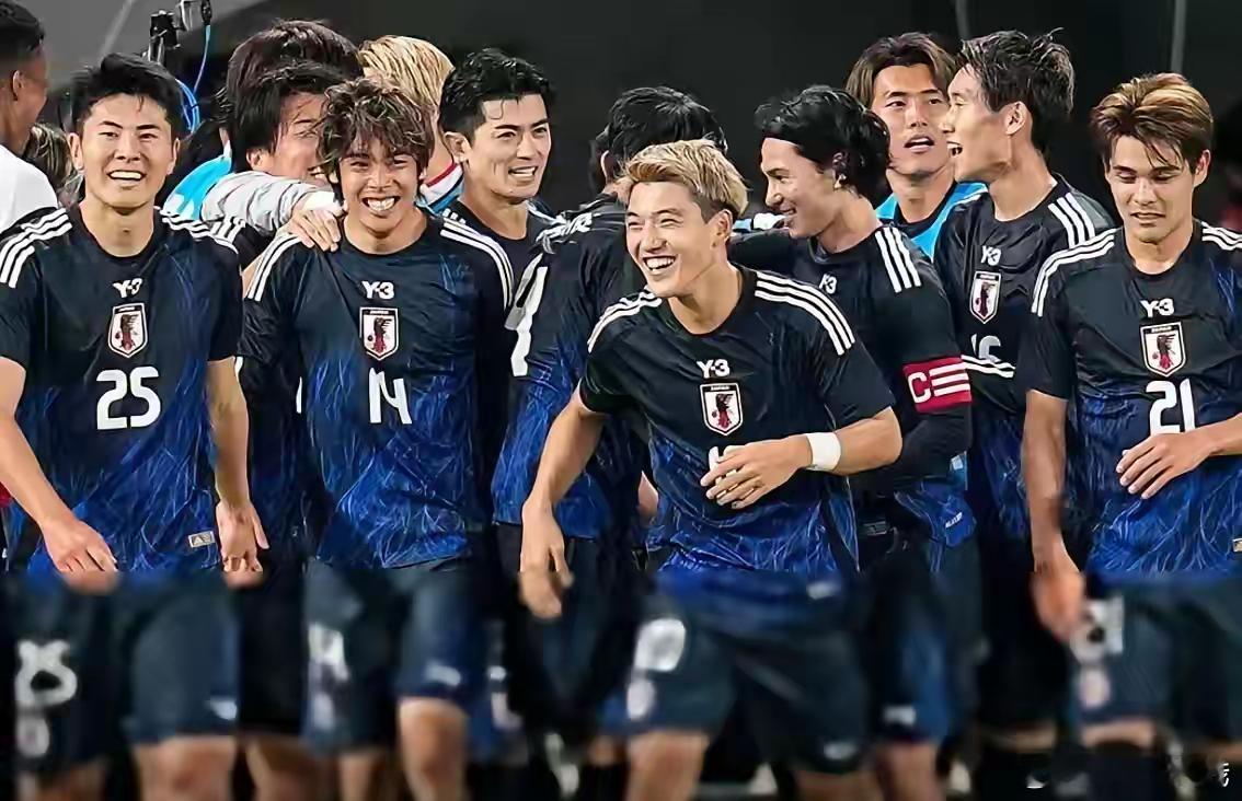 别再吹日本3：2巴西了！这只是巴西2队，相比于5：0韩国那场，巴西今天一口气轮换