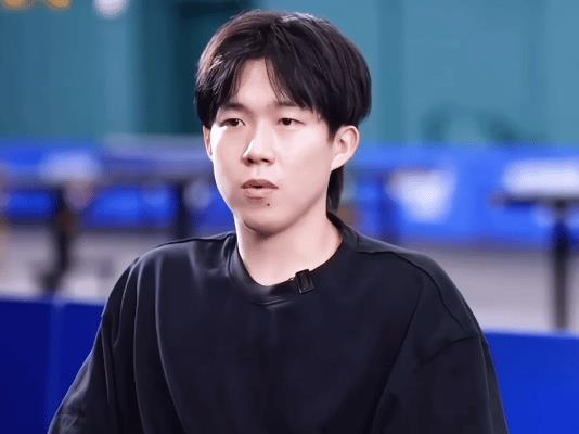 王楚钦想去看看这个世界！头头在采访中坦言，好不容易有时间，想跟家人朋友一起，看