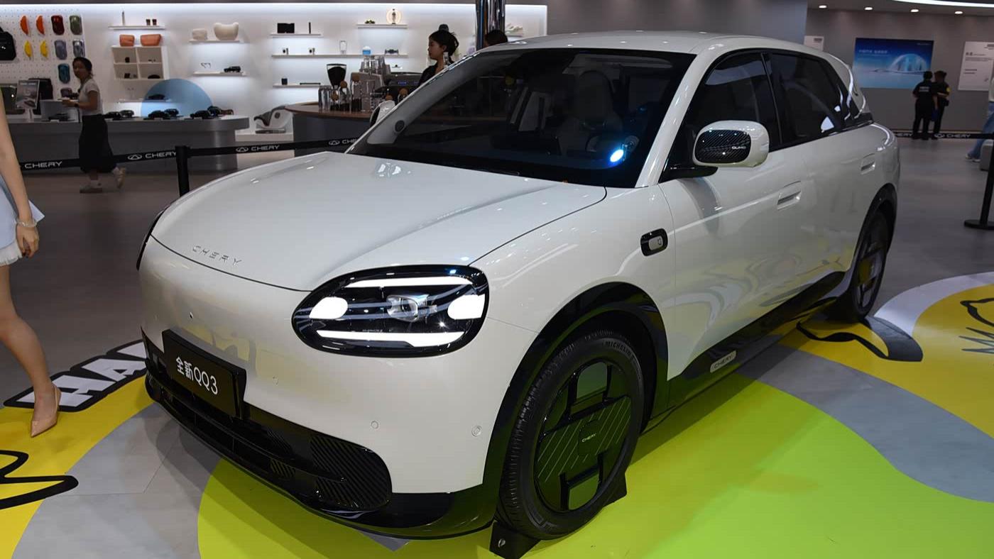 奇瑞QQ3EV纯电版来袭！预售6.88万起，续航超400km，呆萌设计引领A0级市场