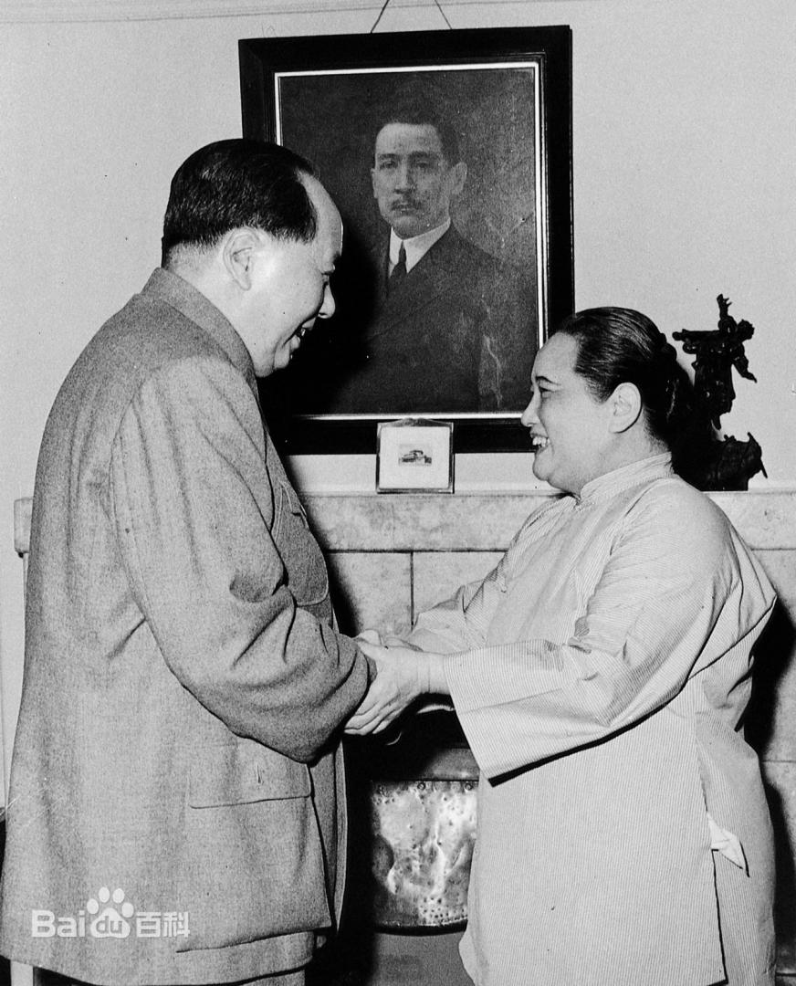 1954年，毛主席找到宋庆龄，表示要还50000美元给她，宋庆龄摸不着头脑，却问