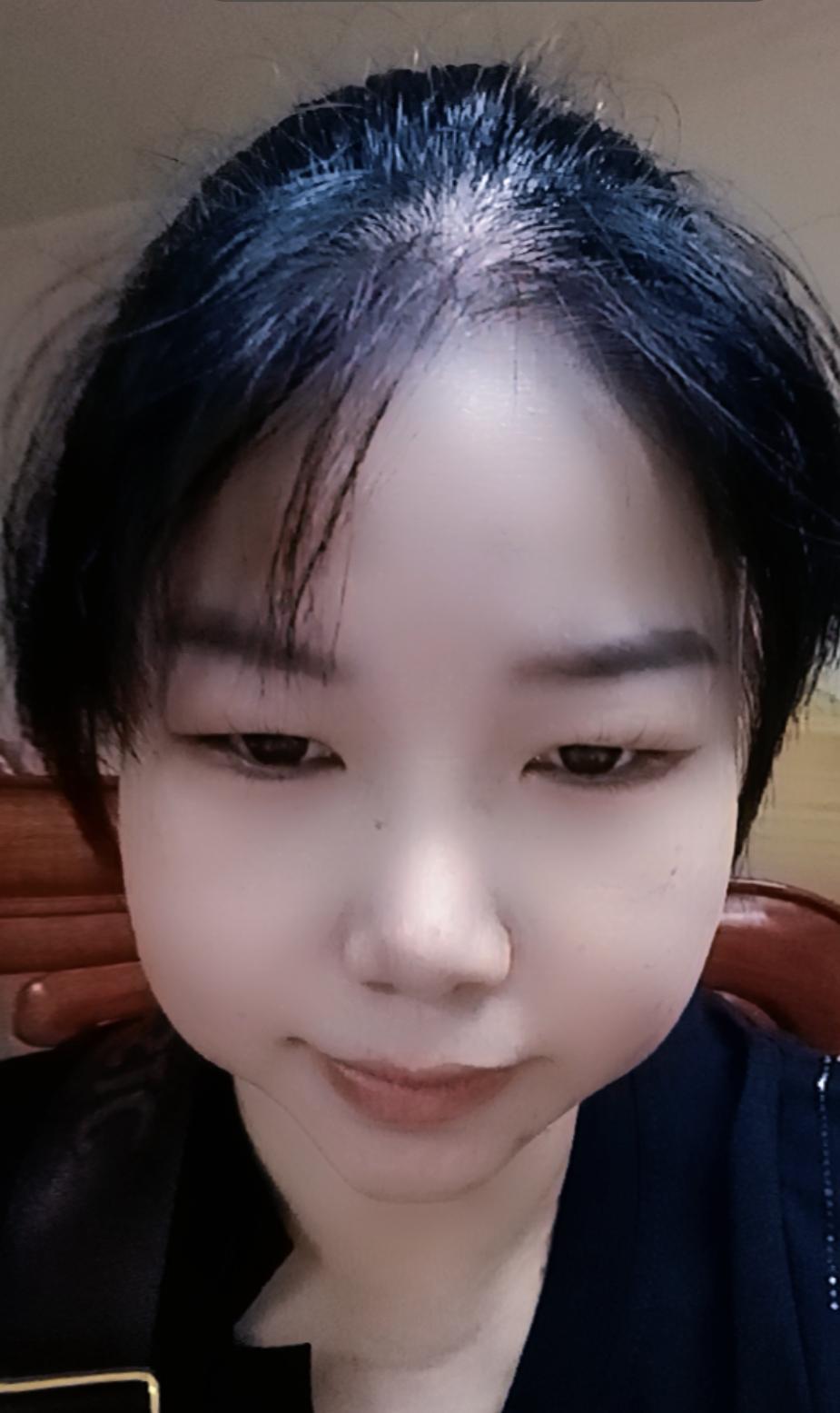 大家好，我是七姐，昨天一个同事给我介绍了一个。广东湛江的今年45岁。他是离了婚，