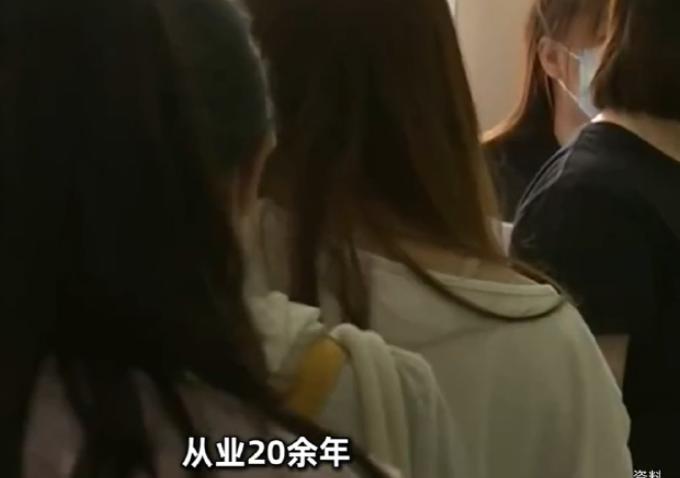 上海，年轻女生不懂事，跟男友相处之后，8次怀孕，因为没有生育意愿，这8次她都流掉
