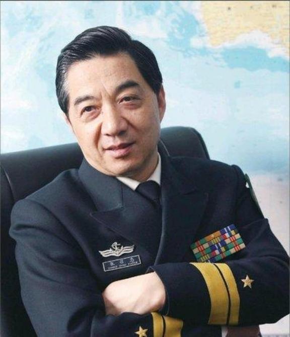 中美差距有多大？张召忠10年前语出惊人：“即使美国停下脚步，一动不动，中国