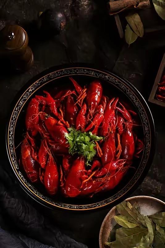 今年小龙虾价格创新低🦞终于等到你！小龙虾自由！今年的龙虾也太便宜了吧！！！记