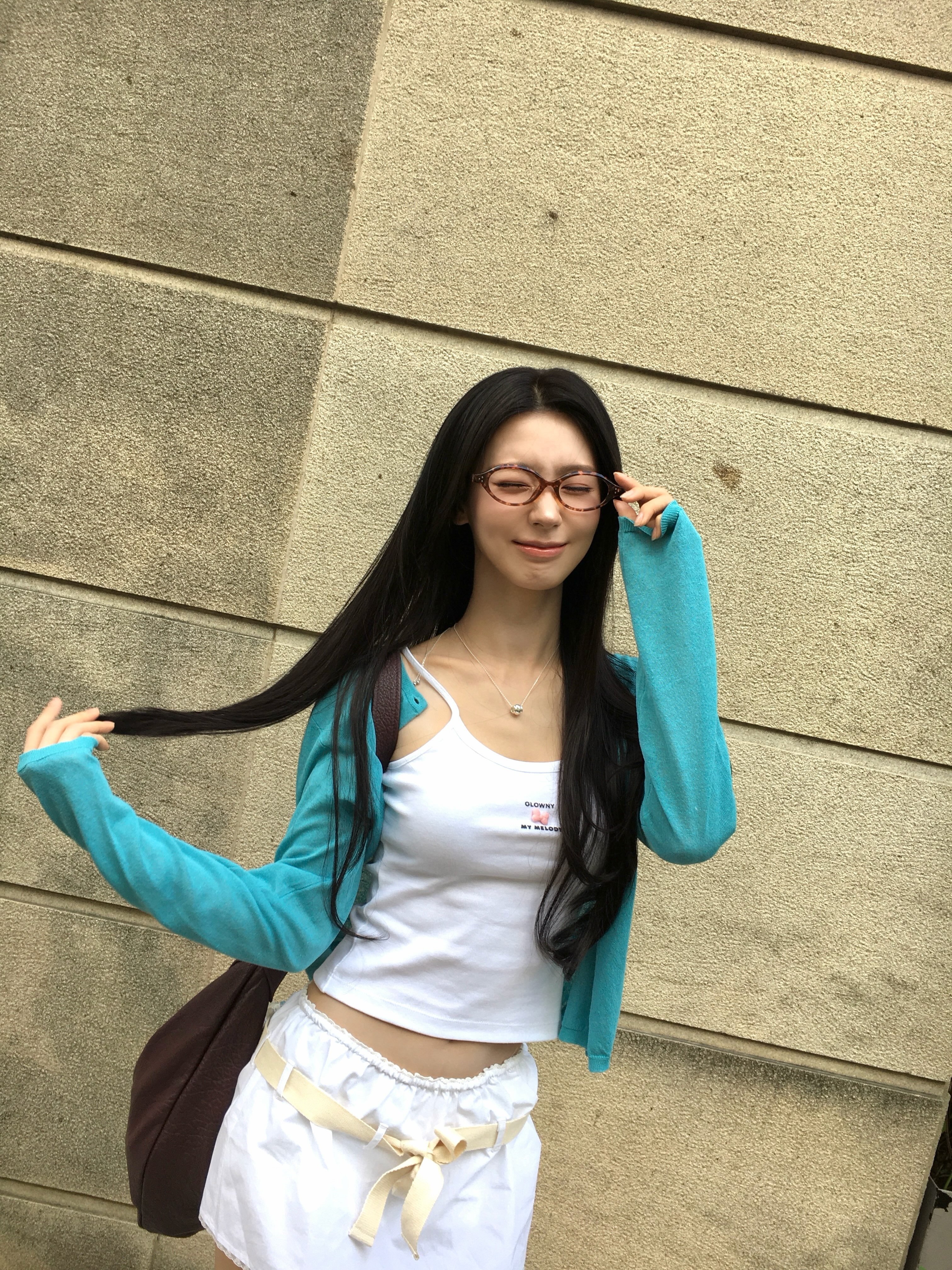 赵美延最新物料，Ins更新