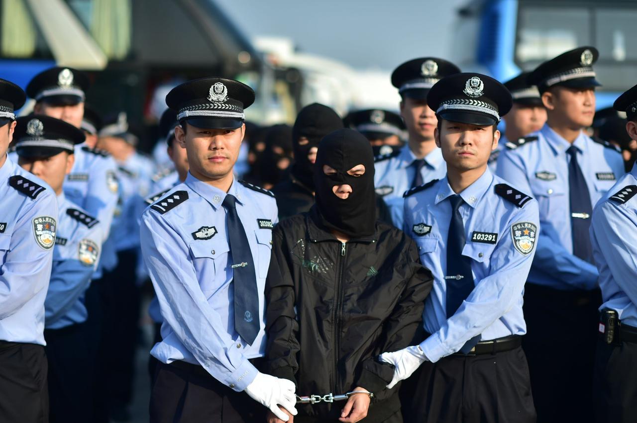 2026年了，为什么国家突然要再扫一年黑？因为有种"不动刀的鬼"。7月31日