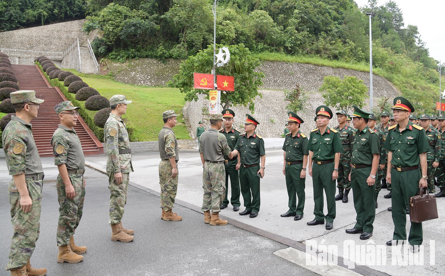 烽火问鼎计划越南士兵抵达中国广西崇左，参加明天（22日）开始的中越“携手同行﹣2