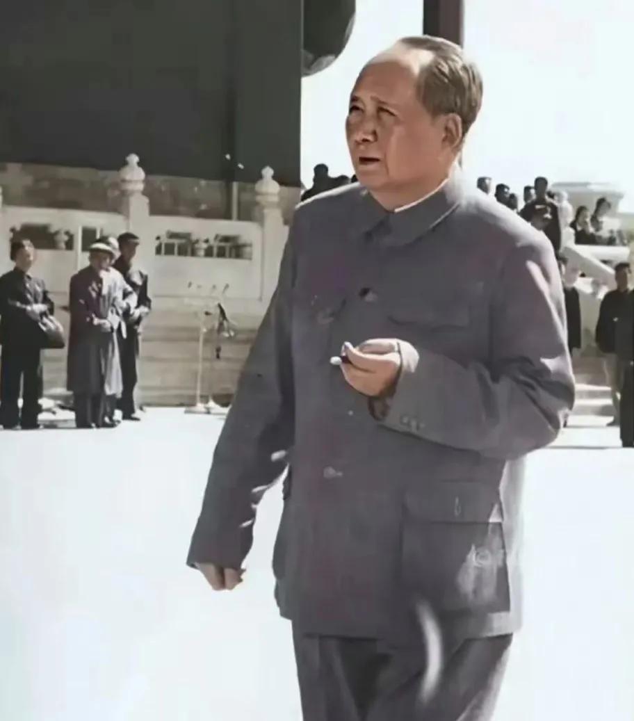 毛主席说的好！“人的正确思想是从哪里来的？是从天上掉下来的吗？不是。是自己头脑
