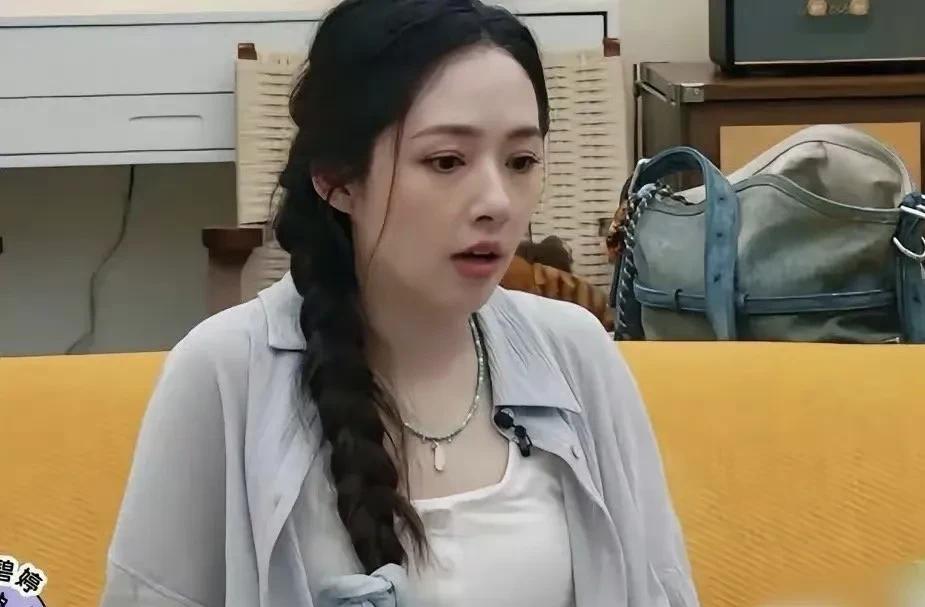 看了毛血旺和是女儿是妈妈，就会明白，为什么豪门家族，都喜欢找郭碧婷和黄圣依这样的