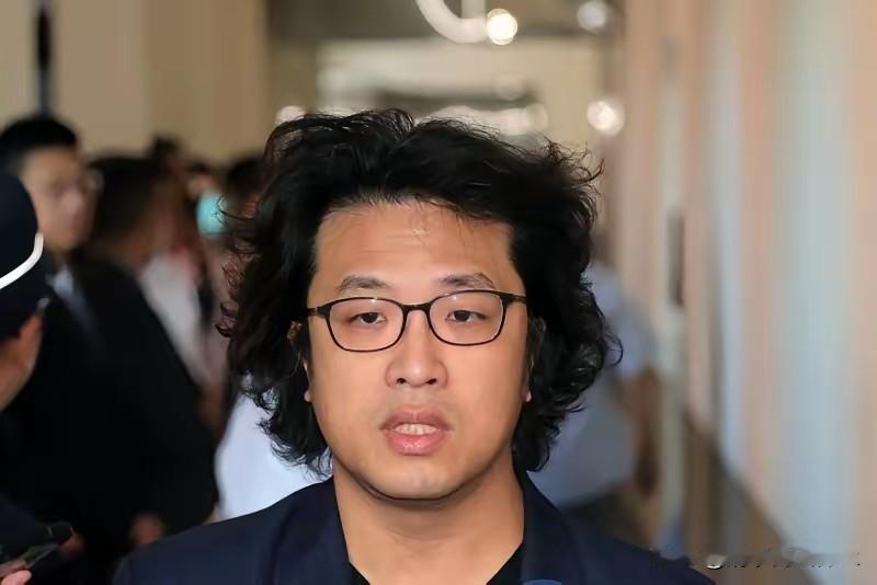 “黑熊”再度窜访欧州！刚刚从德国返台的沈伯洋，将与民进党立委范云一起窜访荷兰