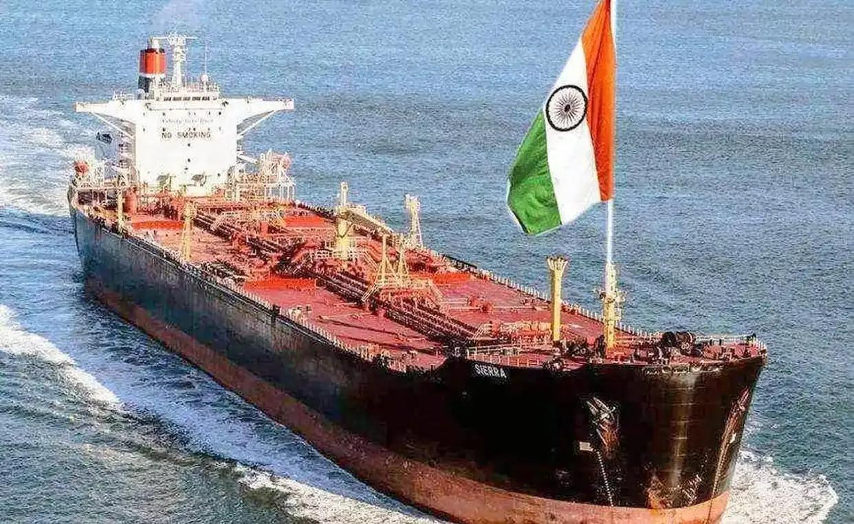 你知道2025年咱们一年出口了多少化肥吗？4627万吨。这个数字什么概念？装满货