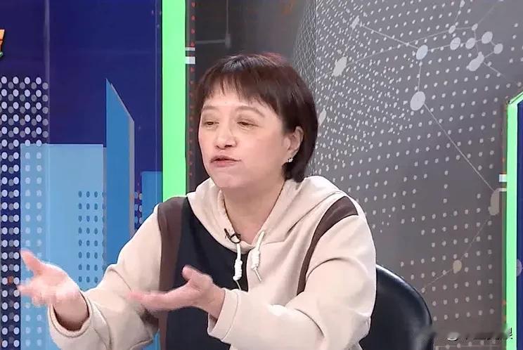 挖起“台独”根，斩断“台独”藤韩国瑜要赖清德“废除台独党纲”，气坏了邱明玉，