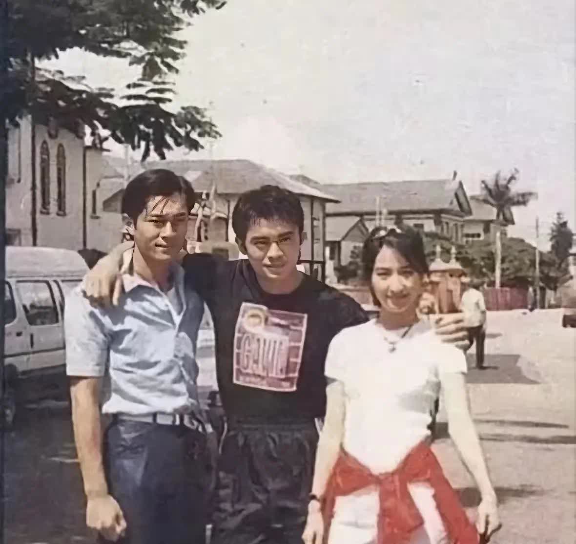 古天乐和关咏荷我认识，中间那位男生又是谁