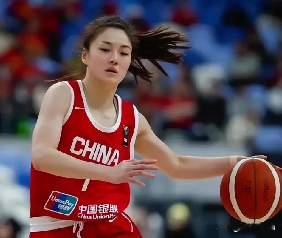 本可轻松拿下波多黎各女篮，但中国女篮关键位置出现问题导致成为苦战，四人优秀、两人