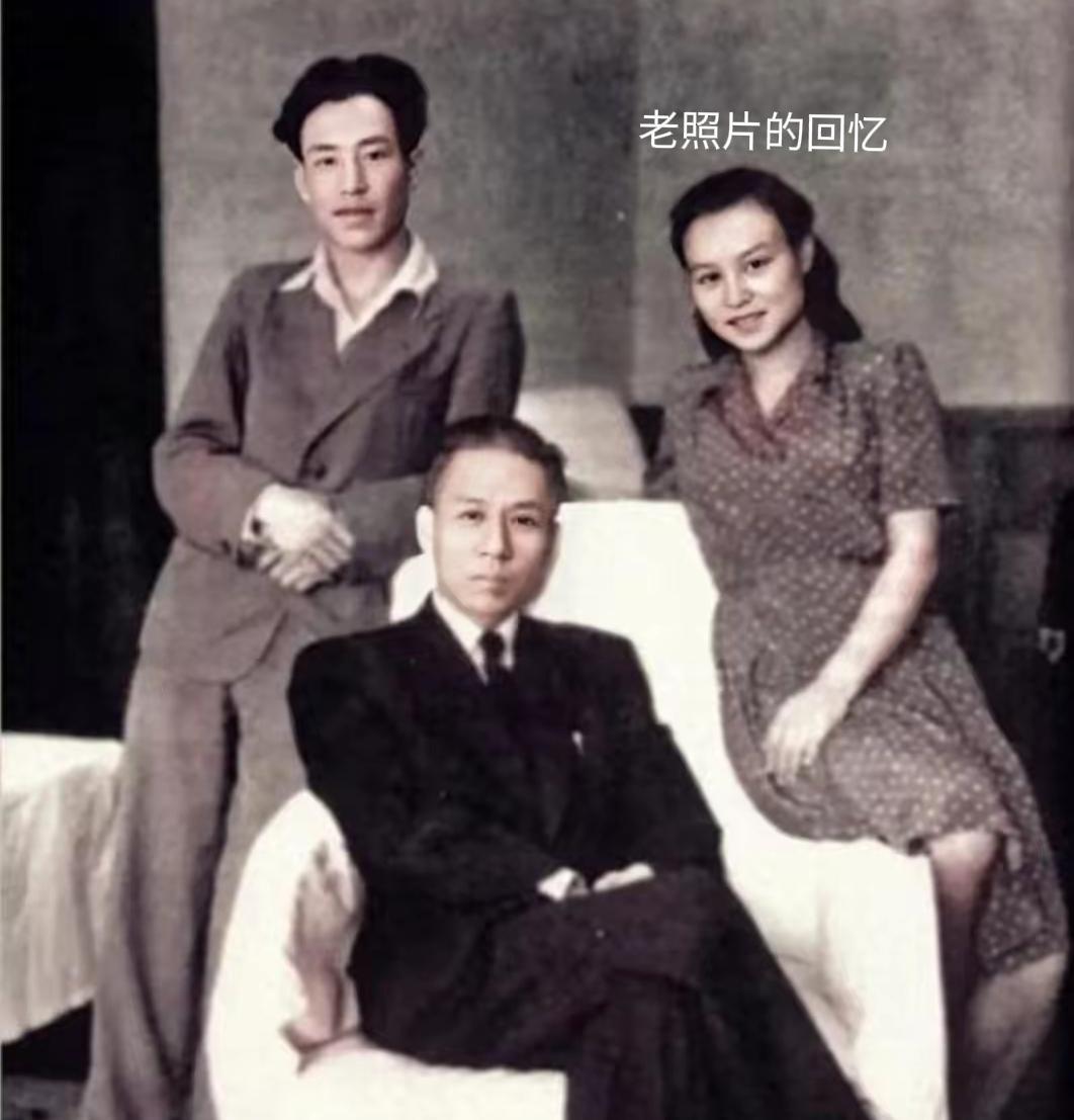 一张老照片。1959年苏联莫斯科，刘少奇和儿子刘允斌，长女刘爱琴在一起的一张珍