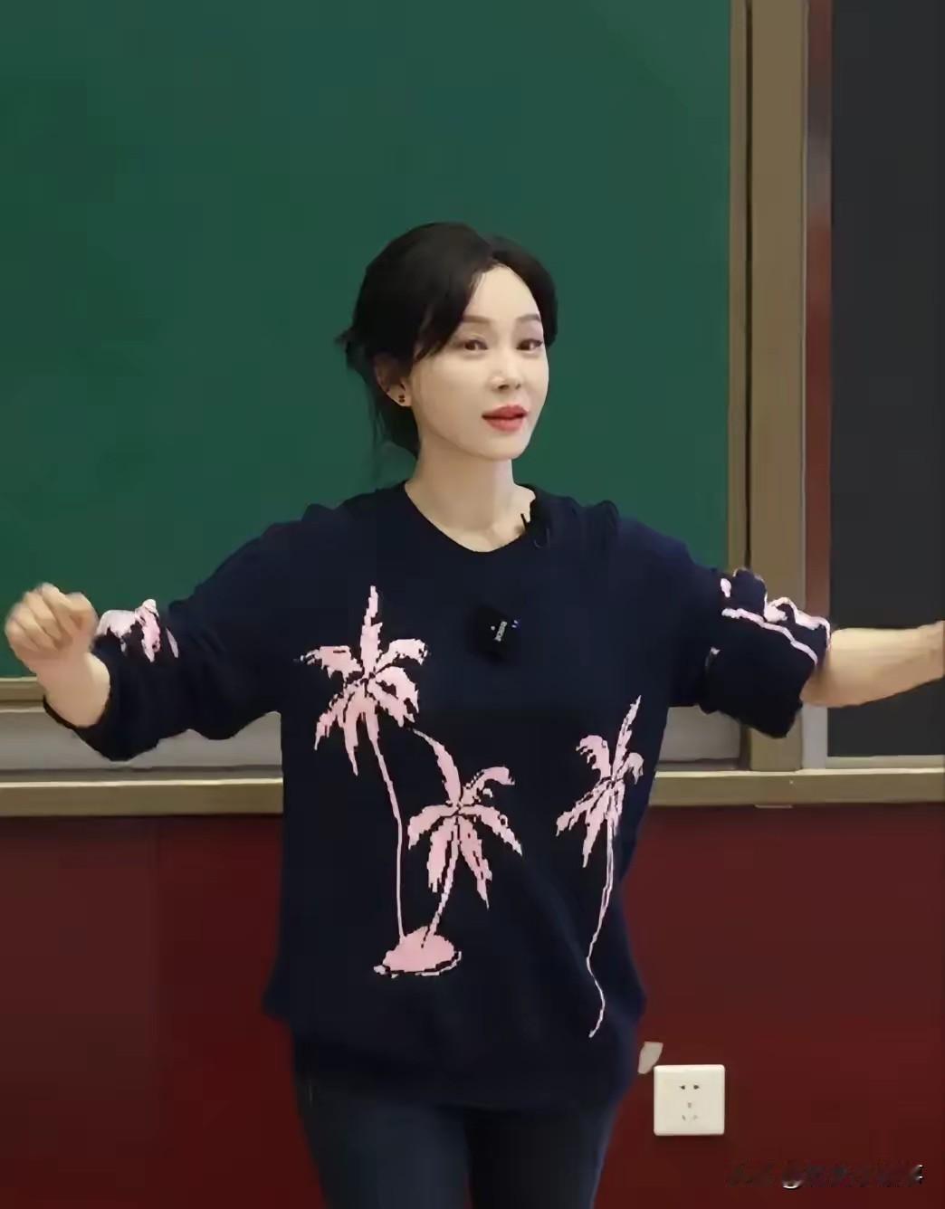 一次拍摄，冯小刚对陈数说：