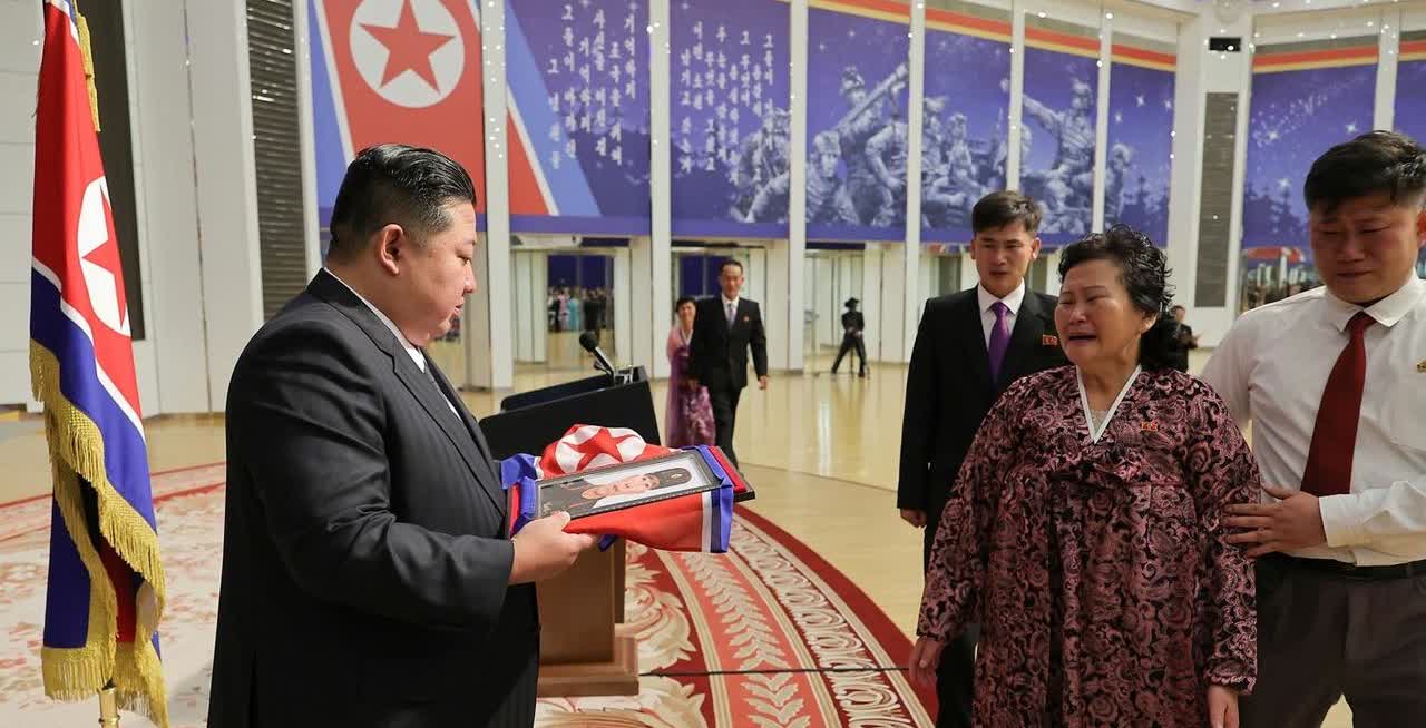 2025年8月21日朝鲜举办赴俄作战士兵授勋和对阵亡将士集体悼念活动的时间，朝鲜