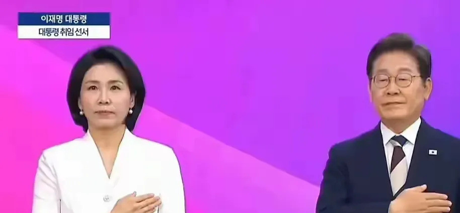 韩国两位“第一夫人”对比---天