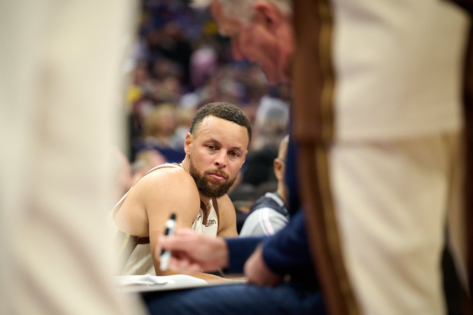 #勇士附加赛对阵快船##NBA西部季后赛对阵出炉#勇士客场不敌快船。库里全