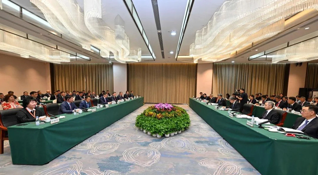 中哈合作升级，新疆迎来发展新机遇啥情况？哈萨克斯坦的大佬