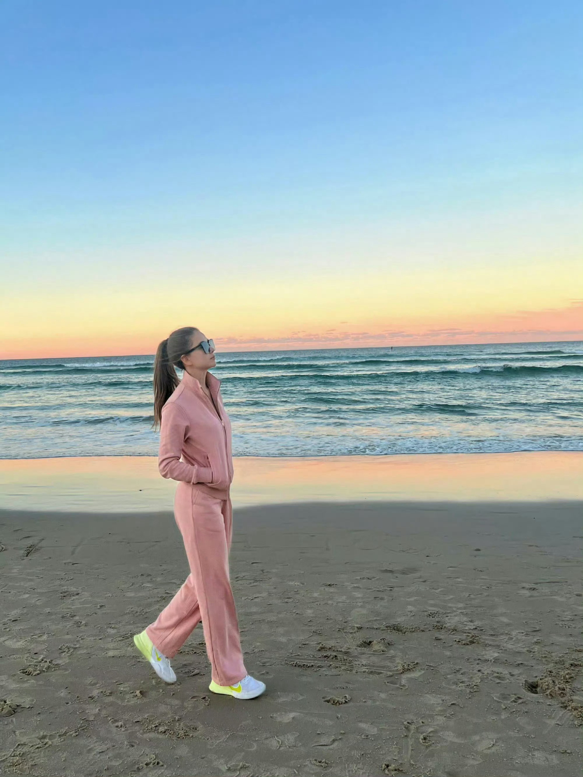 老公镜头下的昆凌就是美[比心]​​​