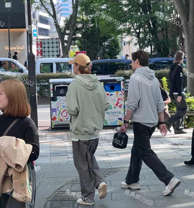 鹿晗怎么那么喜欢去日本？又在表参道被偶遇了可惜这次没有关晓彤
