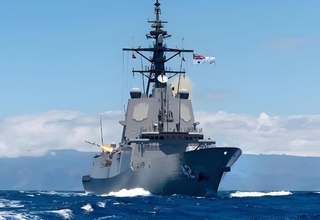 全球最“头铁”的国家出现了：人口500万，却出动军舰，帮高市早苗整中国。