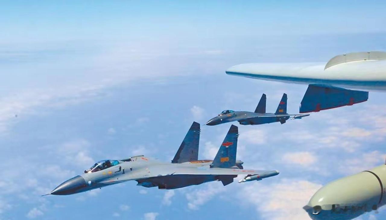 网上有一种声音:中国迫切需要一场战争，来提高威慑力。对于这种观点我是不同意的