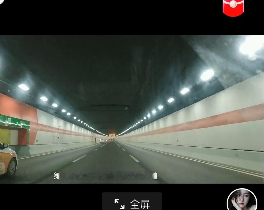 武汉又搞出大动静，建成公铁两双过长江地下隧道。早在2014年，那个耗资80亿的“