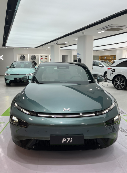 小鹏是跟hud和双层玻璃有仇吗？为什么这两项g9没有，新出的p7i也没有？另