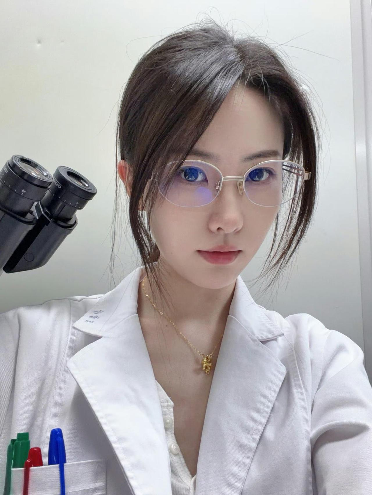 好不容易成熟了当个漂亮的阿姨.