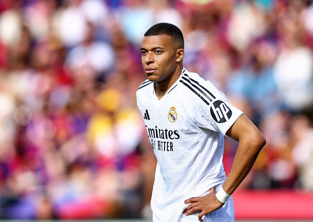 姆巴佩：助攻绝平，但感觉没发挥出来，是不是阿隆索安排得不好？？？贝林厄姆：脏活