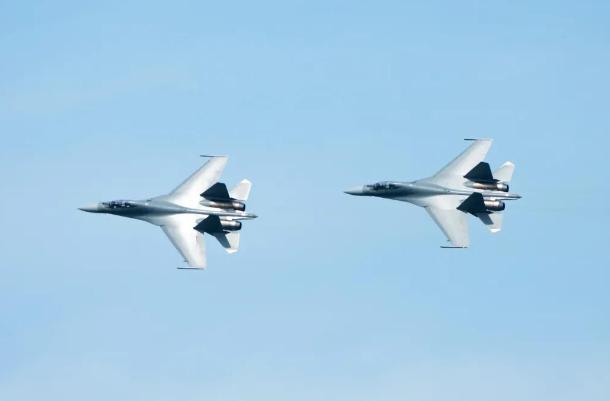 韩国严正抗议！据韩联社报道，俄罗斯和中国的九架军机12月9日进入韩国防空识别区，