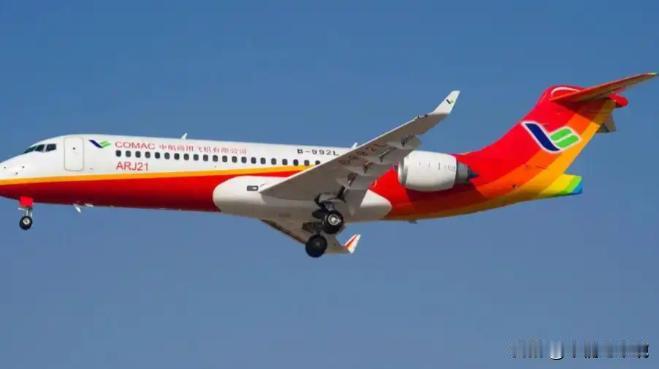 这冲击力也太猛了！12月24号外媒报道，中国商飞的C919客机，原本