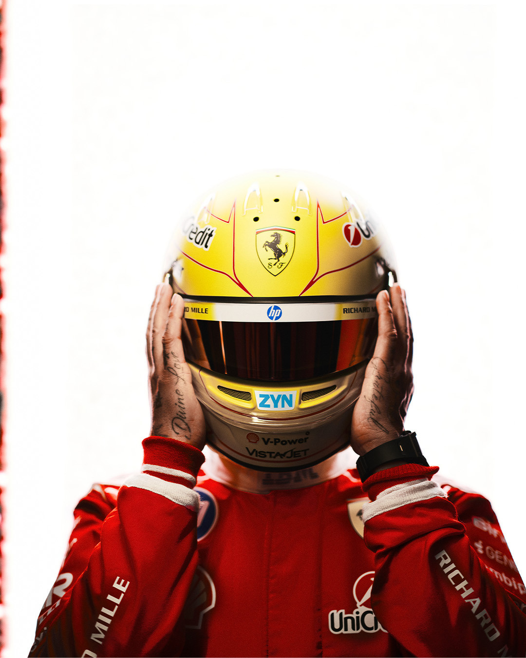 法拉利2026赛季新款赛车服，车迷们喜欢吗法拉利车队2026赛季新款赛车服f1