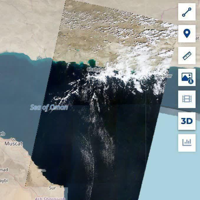 2026年2月1日，根据世界航线航行系统的数据，美国海军林肯号航母打击群抵达北阿