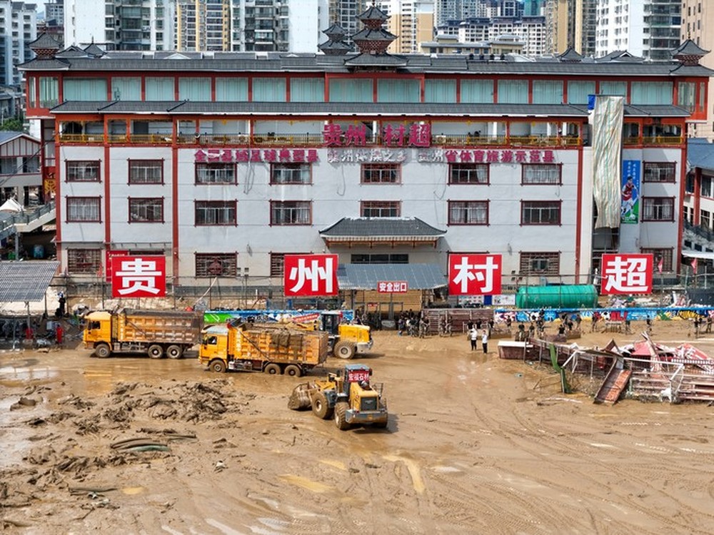 榕江三战洪峰: 因“村超”出圈的小城挺过来了!