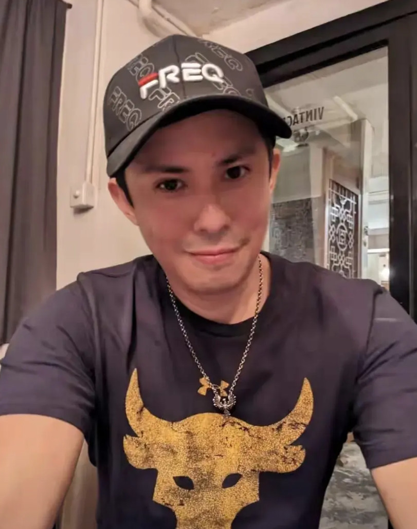 有钱人在疾病面前，也有无奈的时候。盛品儒生病了，据说是肝癌，家里不缺钱，香港的医