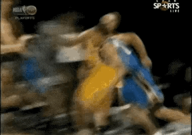 这是巅峰威少最遗憾的一个扣篮，要是扣进了，这个扣篮绝对能排在威少职业生涯扣篮第一