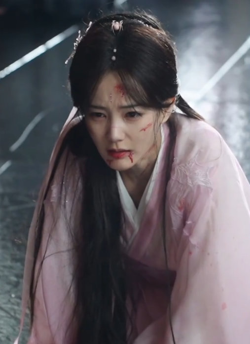 李一桐天地剑心哭戏花絮李一桐哭到久久不能抽离李一桐天地剑心哭戏花絮，久久不能