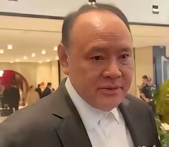 中方宣布制裁菲律宾国防部长👏👏。叫你得瑟！