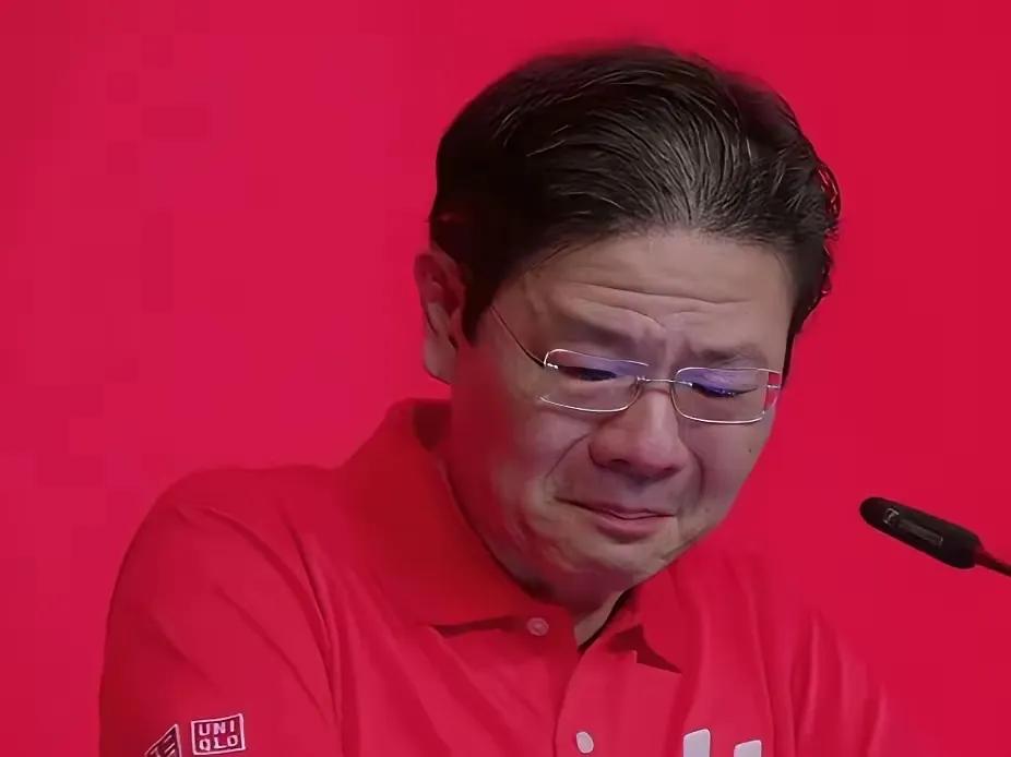 新加坡总理黄循财在五一的讲话有点伤感落泪了，他当众哽咽坦言，新加坡现在的处境很难