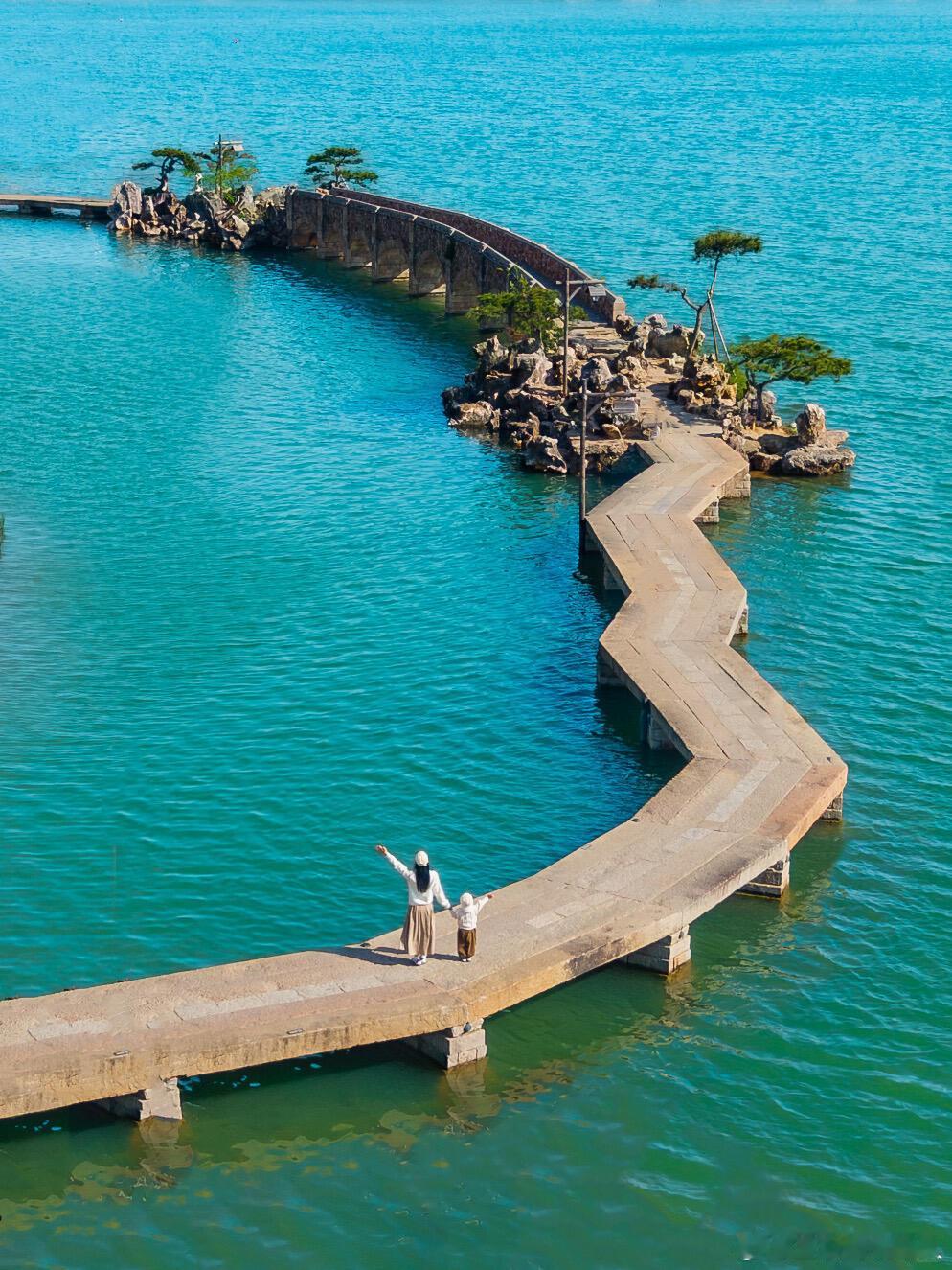五一自驾哪个省最美五一自驾真的被川西美到沦陷！雪山、草原、云海一路相伴，随手一拍