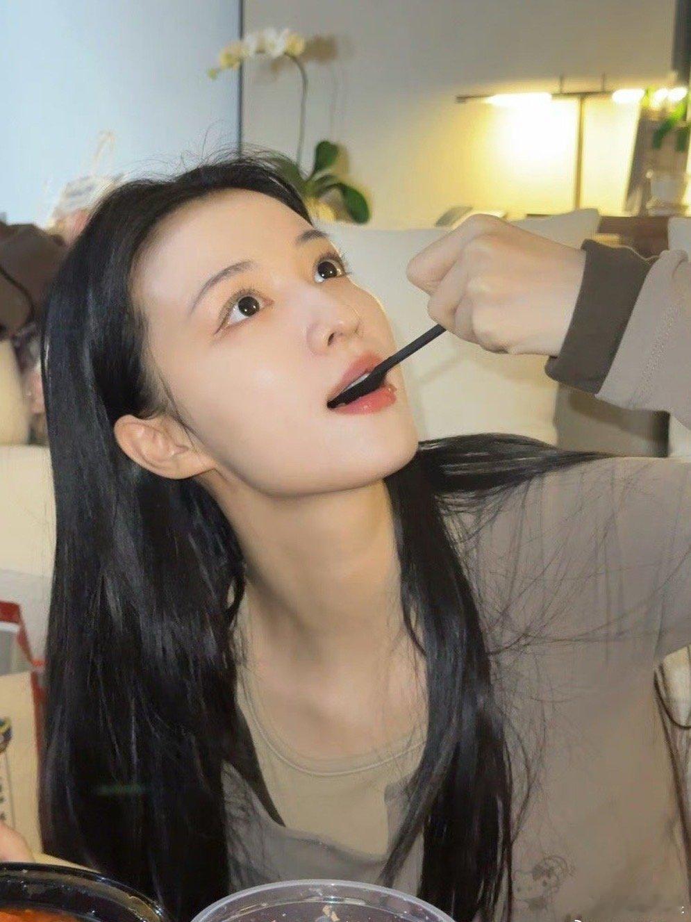 #王楚然#喜欢吃一些食物​