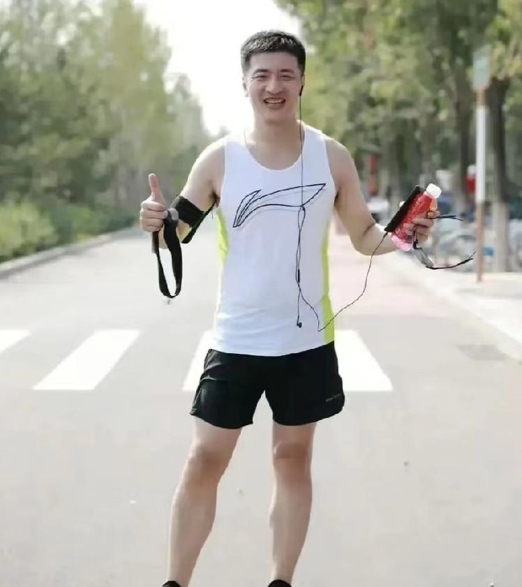 心源性猝死不是心脏停跳，而是来不及抢救的死亡，张雪峰到底经历了什么。昨天刷到