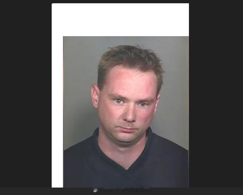 美国在逃14年的通缉犯在法国落网2025年11月14日，据《巴黎人报》报道，美国