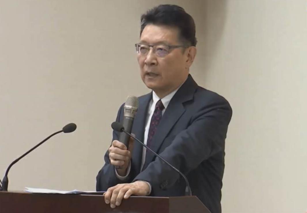 赵少康公开发难赖清德！6月2日，赵少康质问：“赖清德平时高喊‘两岸互不隶属’，结