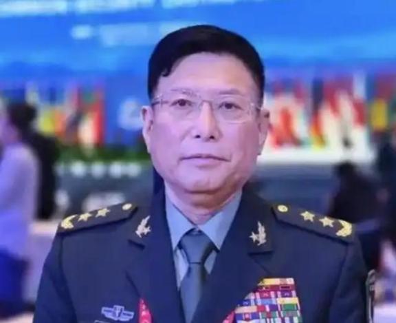 解放军中将谈台湾统一时，给了一个明确的答案：有可能解决台湾问题，让我们拭目以待！